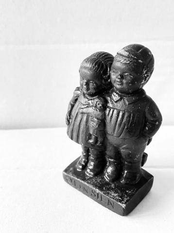 Klein zwart vintage beeldje Ot en Sien. Jaren '70 beschikbaar voor biedingen
