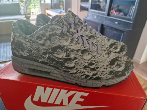 Nike air max 90 moonlanding us 11 eu 45 VNDS lunarlon sp, Kleding | Heren, Schoenen, Zo goed als nieuw, Sneakers of Gympen, Ophalen