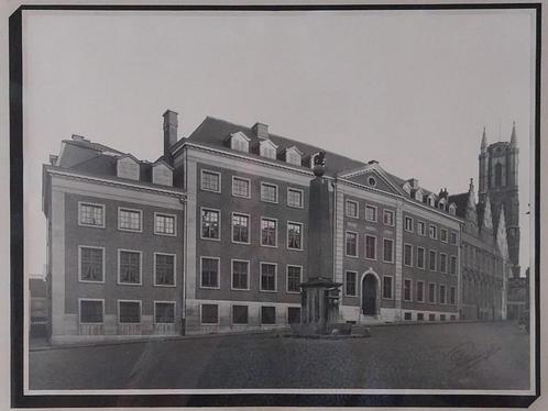 Foto uit 1950 van Hotel Vanden Meersche in Gent gesigneerd, Antiek en Kunst, Kunst | Tekeningen en Foto's, Ophalen of Verzenden