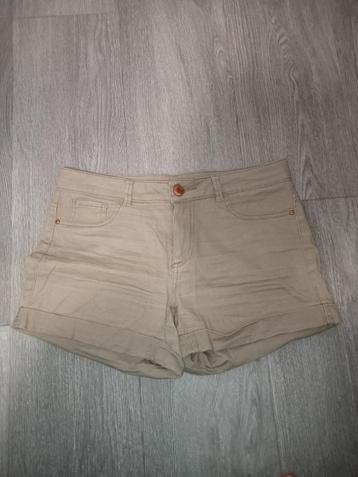 jacqueline de yong / korte broek / M beschikbaar voor biedingen