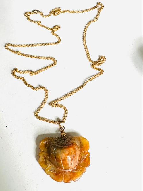 Vintage jade gekerfde lotusbloem hanger en ketting, Sieraden, Tassen en Uiterlijk, Kettingen, Gebruikt, Overige materialen, Goud