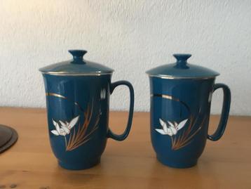 2 Chinese theebekers met deksel - Lotusbloem beschikbaar voor biedingen
