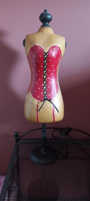 Paspop / Torso van Kunstenares Kittie Markus beschikbaar voor biedingen