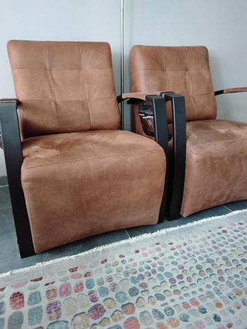 2 fauteuils.  beschikbaar voor biedingen
