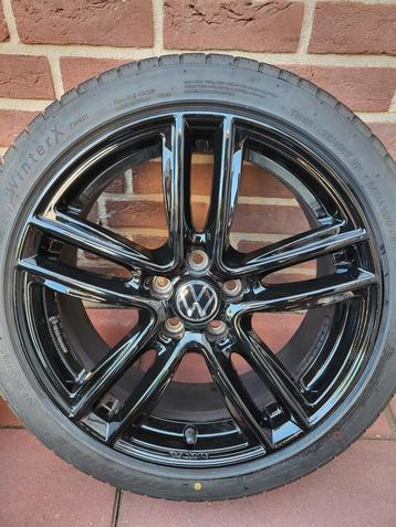 17 Inch VW Polo 2G Velgen met winterbanden 5x100  beschikbaar voor biedingen