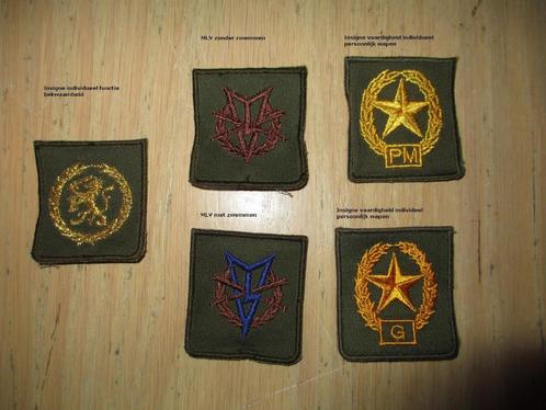 Onderscheidingen / emblemen / batches ex nl leger zie fotos., Verzamelen, Militaria | Algemeen, Landmacht, Embleem of Badge, Nederland