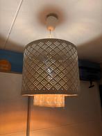 Witte hanglamp met bronzen binnenkant, Huis en Inrichting, Lampen | Hanglampen, Ophalen, Zo goed als nieuw, Metaal, 50 tot 75 cm