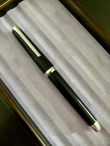 Pilot Falcon met SF-punt beschikbaar voor biedingen
