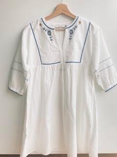 Schattige witte jurk met borduur van Sissy Boy mt. 146/152, Kinderen en Baby's, Kinderkleding | Maat 152, Nieuw, Meisje, Jurk of Rok