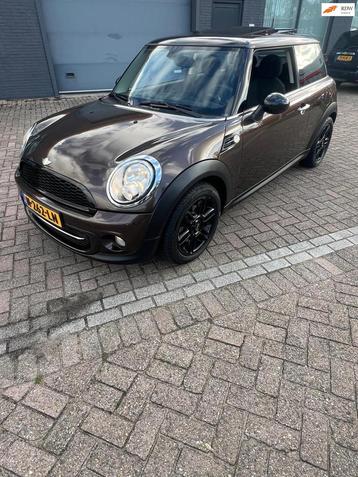 Mini Mini 1.6 Cooper Pepper panorama revisie motor nw kettin beschikbaar voor biedingen