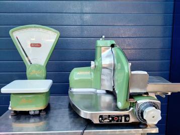 Berkel 834 snijmachine evt met bij pasende weegschaal type o beschikbaar voor biedingen