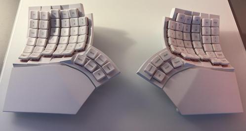 Glove80 Ergonomic Keyboard Revision 2 with Travel Case, Computers en Software, Toetsenborden, Zo goed als nieuw, Qwerty, Draadloos