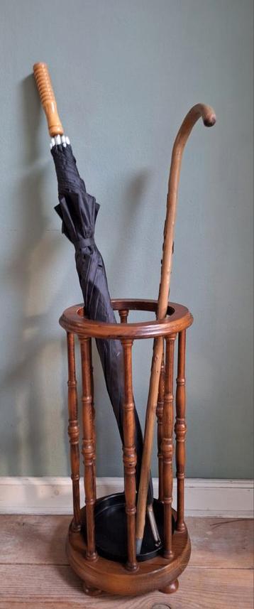 Vintage Houten Parapluhouder/Wandelstokhouder beschikbaar voor biedingen