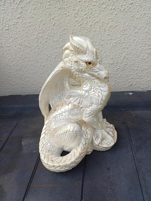 Verzamel object  Pearl White ivoren pena dragon uit 1989, Verzamelen, Beelden en Beeldjes, Zo goed als nieuw, Ophalen of Verzenden