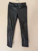 Zwarte imitatie leren legging mt 110-116 WE!, Broek, WE, Meisje, Ophalen of Verzenden