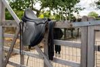 Wintec Care 2000 veelzijdigheid zadel 17,5 inch., Dieren en Toebehoren, Paarden en Pony's | Zadels, Ophalen, Zo goed als nieuw