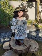 Oude porseleinen pop, Verzamelen, Poppen, Ophalen of Verzenden, Zo goed als nieuw, Pop, Levensecht of Reborn