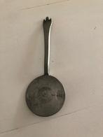 Tinnen spiegeleilepel, Verzamelen, Ophalen of Verzenden, Gebruikt, Overige materialen, Bestek