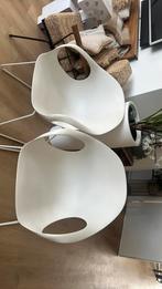 Luxe italiaanse kuipstoelen met metalen onderstel 4x, Huis en Inrichting, Stoelen, Ophalen of Verzenden, Zo goed als nieuw