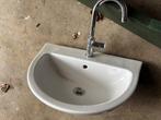 Twee stuks Keramag wasbakken, Huis en Inrichting, Ophalen, Overige typen, 50 tot 100 cm, Zo goed als nieuw