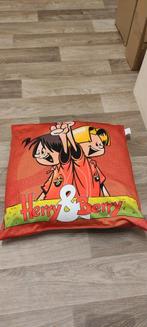 Az kussen, Ophalen, Jongetje of Meisje, Zo goed als nieuw, Kussen