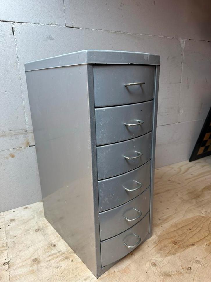 Metalen ladekast - Stevig voor garage/werkplaats, Huis en Inrichting, Kasten | Ladekasten, Gebruikt, 100 tot 150 cm, Minder dan 50 cm