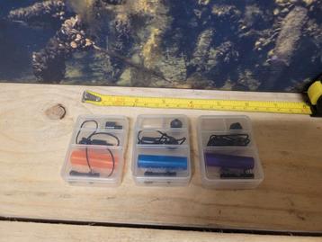 6x Avid Hangers beschikbaar voor biedingen