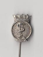 KM Ziekenverpleging embleem speldje Arts Dokter zilverkleur, Verzamelen, Niet vindbaar, Niet vindbaar, Nederland, Embleem of Badge