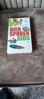 Diersporengids Martin Lausser, Ophalen of Verzenden, Zo goed als nieuw