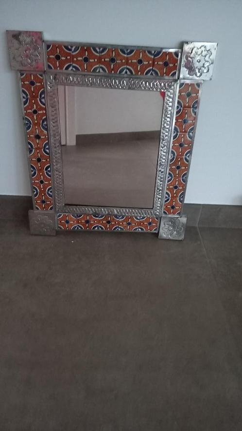 Tegel spiegel, Huis en Inrichting, Woonaccessoires | Spiegels, Zo goed als nieuw, Minder dan 50 cm, Minder dan 100 cm, Rechthoekig