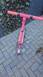 Elektrische kinderstep, Fietsen en Brommers, Steps, Ophalen, Zo goed als nieuw, Elektrische step (E-scooter)