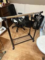 Kledingrek met wielen, Ophalen, Met wielen, Zo goed als nieuw