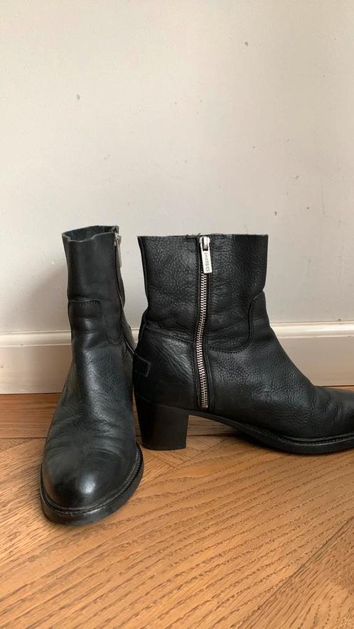 Zwarte enkellaarzen Shabbies 39 met ritsen, nog mooi, Kleding | Dames, Schoenen, Gedragen, Lage of Enkellaarzen, Zwart, Ophalen of Verzenden