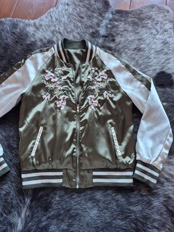 Prachtig satijnen jacket legergroen - 2 kanten draagbaar beschikbaar voor biedingen