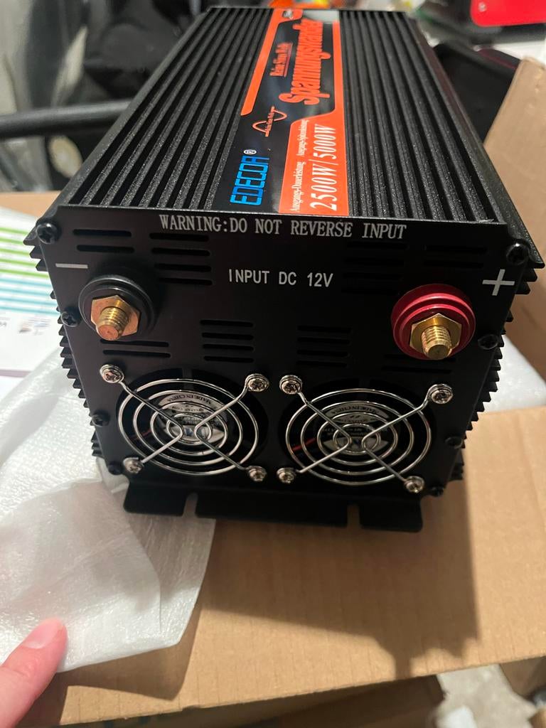 2500/5000W Omvormer + digitale scherm en usb aansluiting, Auto-onderdelen, Motor en Toebehoren, Universele onderdelen, Nieuw, Ophalen