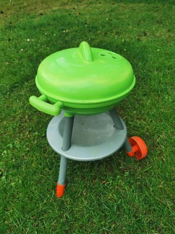 Speelgoed barbecue  beschikbaar voor biedingen