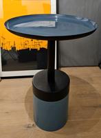 Metalen bijzettafel, violet metal side table | 60cm x 41cm, Minder dan 55 cm, Rond, Zo goed als nieuw, Ophalen
