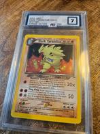 Dark Tyranitar Holo - Neo Destiny - grade 7, Ophalen of Verzenden, Zo goed als nieuw, Losse kaart, Foil