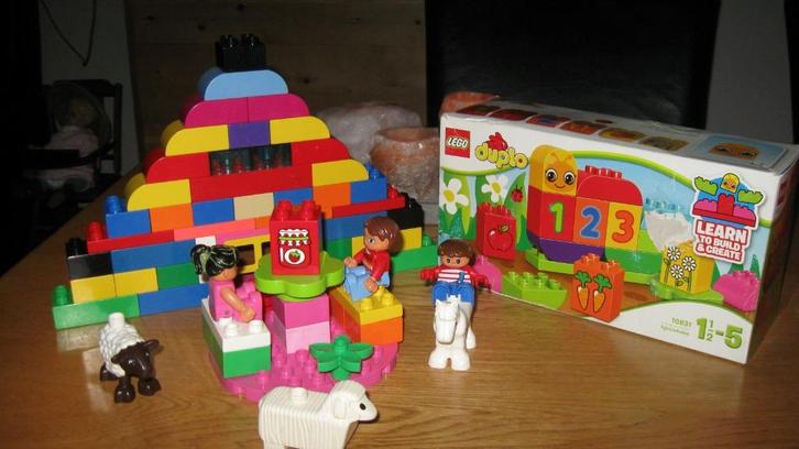 Duplo Lego Doos 10831. Duplo Lego Popjes Bouwstenen enz, Kinderen en Baby's, Speelgoed | Duplo en Lego, Zo goed als nieuw, Duplo