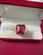 Gouden ring mey robijn 14 karaat goud 585 / maat 22, 20 of groter, Ophalen of Verzenden, Zo goed als nieuw, Dame