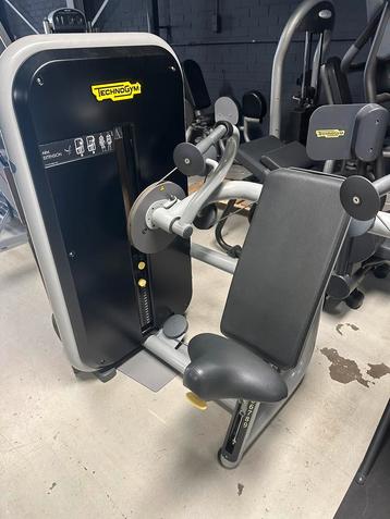 Technogym Element Arm extension beschikbaar voor biedingen