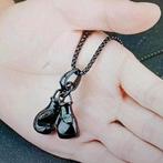 Zwartkleurige rvs bokshandschoenen ketting nieuw, Ophalen of Verzenden, Nieuw, Zilver, Overige materialen