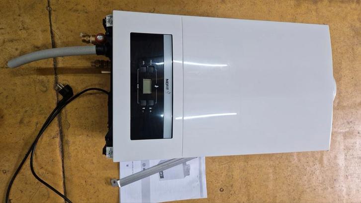 NEFIT PROLINE NXT combiketel hrc zgan, onderdelen, ketel, Doe-het-zelf en Verbouw, Verwarming en Radiatoren, Zo goed als nieuw