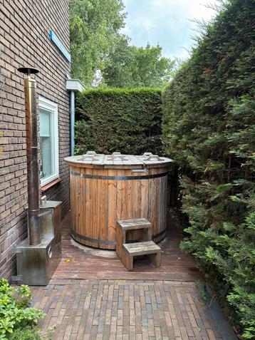 Hottub 160cm | houtgestookt | project beschikbaar voor biedingen