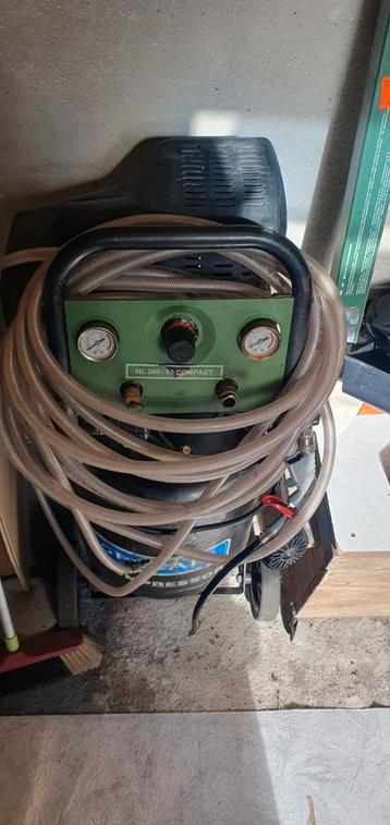 Staande Compressor werkt super. beschikbaar voor biedingen