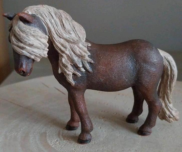 Schleich ijslander merrie, Verzamelen, Dierenverzamelingen, Zo goed als nieuw, Beeldje of Figuurtje, Paard, Ophalen of Verzenden