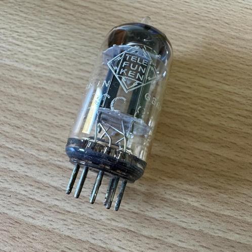 Telefunken ECC83 Vintage Tube 60', Audio, Tv en Foto, Buizenversterkers, Buis of Buizen, Ophalen of Verzenden