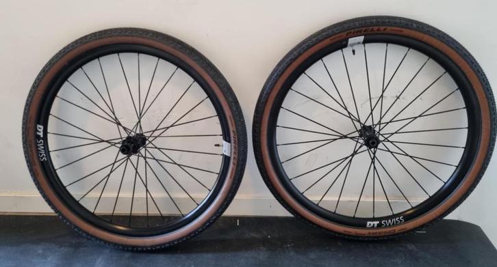 DT-Swiss gravelsetje / NEWMEN mtb nieuw Specialized 28ers, Fietsen en Brommers, Fietsonderdelen, Nieuw, Algemeen, Wiel, Verzenden