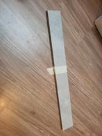 2 tegel plinten. Steen, Doe-het-zelf en Verbouw, Plinten en Afwerking, Ophalen of Verzenden, Zo goed als nieuw, Mdf, 200 tot 250 cm