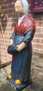 Beeldje van historisch KNIERTJE, Verzamelen, Beelden en Beeldjes, Ophalen of Verzenden, Gebruikt, Mens